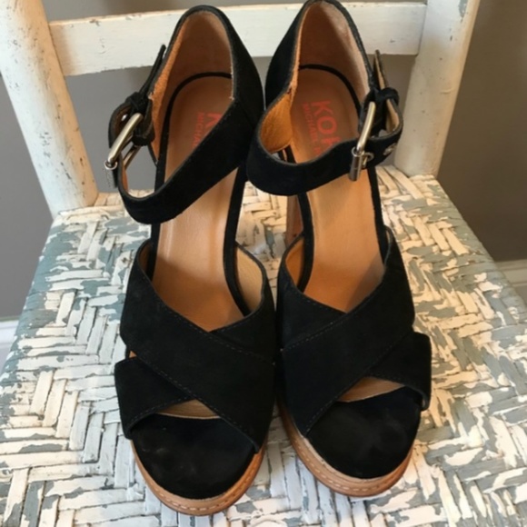 Michael Kors Suede and Cork Platform Sandals 9 - Picture 2 of 5